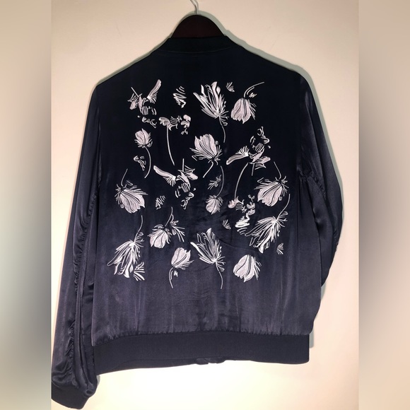 Embroidered spring jacket - Picture 4 of 8